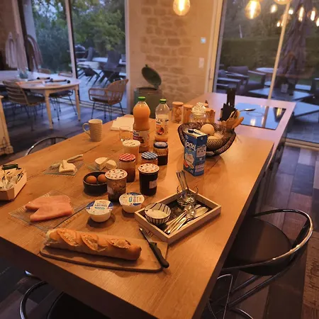 Cocon Sensuel - Jaccuzzi Et Petit Dejeuner - Proche Chantilly Et Beauvais 住宿加早餐酒店 克莱蒙