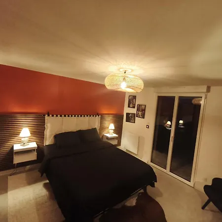 Cocon Sensuel - Jaccuzzi Et Petit Déjeuner - Proche Chantilly Et Beauvais