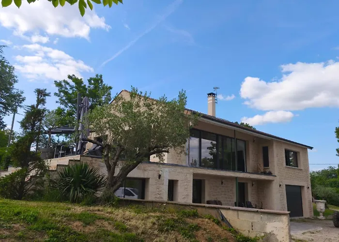 Bed & Breakfast Cocon Sensuel - Jaccuzzi Et Petit Dejeuner - Proche Chantilly Et Beauvais